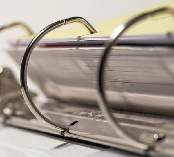 How to Set Up a Simple Home Management Binder You Actually Will Use!